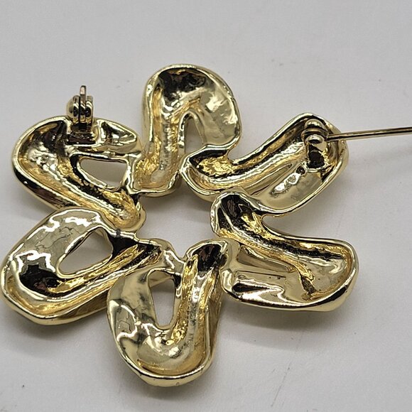 VTG Gold Tone Twisted Star Flower Pin Brooch - Picture 5 of 6